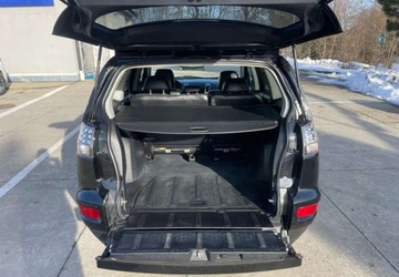 Mitsubishi Outlander II 2.0 MIVEC 147KM 2010 Mitsubishi Outlander Mitsubishi Outlander 2.0 2WD Edition 2.0 Benzyna 147KM, zdjęcie 7