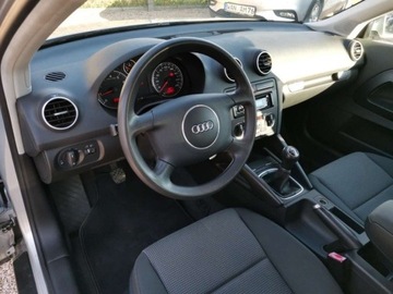 Audi A3 8L Hatchback 1.6 i 102KM 2003 Audi A3 Audi A3 II (8P) 1.6 102KM Mpi, BDB sta..., zdjęcie 16