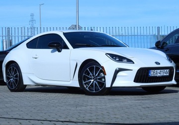 Toyota GR86 2.4 Boxer 234KM 2023 Toyota GR86 8000 km 2,4 aut Biała PERŁA ACC Keyles Full-Led Kamera IDEALNA, zdjęcie 38