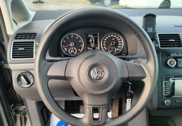 Volkswagen Touran II 1.4 TSI 140KM 2011 Volkswagen Touran Navi Super stan 1.4 Benzyna 140KM, zdjęcie 19