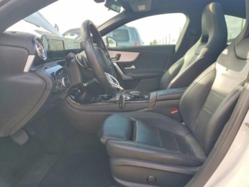 Mercedes CLA C118/X118 2020 Mercedes-Benz CLA 250 2020 2.0 Benzyna 221KM, zdjęcie 5