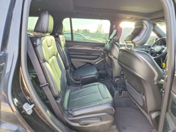 Jeep Grand Cherokee V 2023 Jeep Grand Cherokee L Overland 2023 5.7 Benzyna 357KM, zdjęcie 11