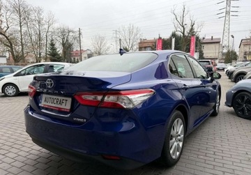 Toyota Camry IX Sedan 2.5 Hybrid Dynamic Force 218KM 2020 Toyota Camry Salon Polska, Serwis ASO, Gwarancja 2.5 Hybryda 218KM, zdjęcie 4
