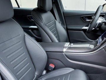 Mercedes GLC C254/X254 Coupe 2.0 220d 197KM 2026 GLC Coupe 220 d 4-Matic AMG Line 2.0 (197KM) 2026, zdjęcie 4