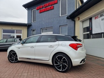 DS 5 Hatchback (Citroen) 2.0 HDi Hybrid4 200KM 2012 Citroen DS5 2.0 HDI SportChip 4x4Hybrid Automat, zdjęcie 4