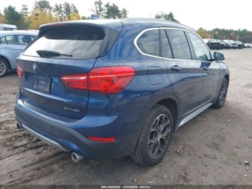 BMW X1 F48 2021 BMW X1 2021 BMW X1 xDrive28i Sports Activity Vehicle 2.0 Benzyna 238KM, zdjęcie 6