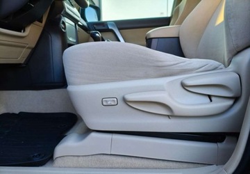 Toyota Land Cruiser VI MPV Faceliting 2.8 D-4D 177KM 2017 Toyota Land Cruiser Toyota Land Cruiser LC 2.8 D-4D Prado 2.8 Diesel 177KM, zdjęcie 9