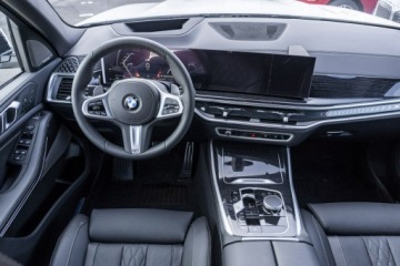 BMW X5 G05 SUV Facelifting 3.0 30d 298KM 2026 BMW X5 xDrive30d Dostępny od ręki!, zdjęcie 16
