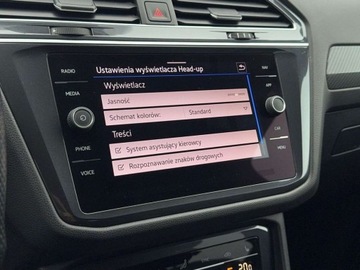 Volkswagen Tiguan Allspace SUV 2.0 TDI 200KM 2021 Volkswagen Tiguan Allspace LED Matrix HAK Keyless R-Line Tempomat Android, zdjęcie 35