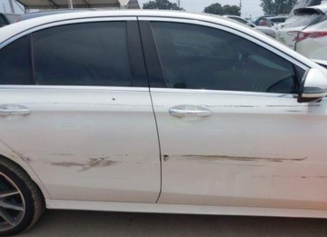 Mercedes Klasa E W213 2022 Mercedes-Benz Klasa E 2022, 2.0L, od ubezpieczalni 2.0 Benzyna 255KM, zdjęcie 3