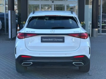 Mercedes GLC C254/X254 SUV 2.0 200 MHEV 204KM 2024 Mercedes-Benz GLC 200 4Matic rej. 2025 AMG Line HAK FV23 salon Polska el., zdjęcie 6