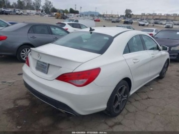 Mercedes CLA C117 2018 Mercedes-Benz CLA 250 Coupe 2.0 Benzyna 208KM, zdjęcie 7