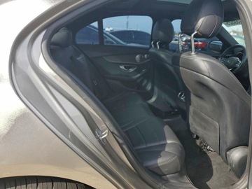 Mercedes Klasa C W205 2019 Mercedes-Benz Klasa C 300 4Matic 2019 2.0L 2.0 Benzyna 255KM, zdjęcie 10