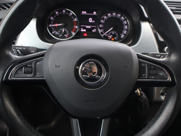 Skoda Fabia III Kombi 1.0 TSI 110KM 2017 Skoda Fabia 1.0 TSI, Salon Polska, Klima, zdjęcie 16