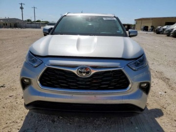 Toyota Highlander III 2022 Toyota Highlander Limited 2022 3.5l 3.5 Benzyna 295KM, zdjęcie 5