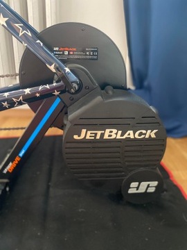 Беспроводной тренажер WhisperDrive Smart Zwift