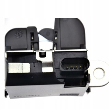 ЗАМОК, КНОПКА КРЫШКИ БАГАЖНИКА СИДЕНЬЯ VW