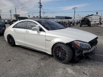 Mercedes CLS W218 2015 Mercedes-Benz CLS 63 AMG-S Model 2015 5.5l 5.5 Benzyna 577KM, zdjęcie 4