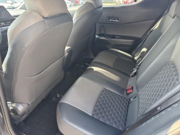 Toyota C-HR I Crossover Facelifting 2.0 Hybrid Dynamic Force 184KM 2020 Toyota C-HR 2.0 Hybrid Executive 2.0 Hybrid Execut, zdjęcie 11