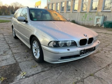 BMW Seria 5 E39 Touring 525 i 192KM 2003 BMW 525 Automat, zdjęcie 1
