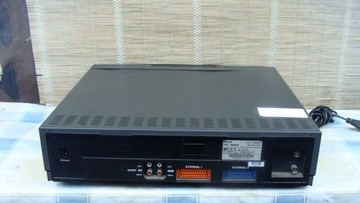 Видеомагнитофон PHILIPS VR833/02