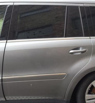 DVEŘE LEVÝ ZADNÍ MERCEDES GL 166 X166