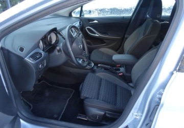 Opel Astra K Sportstourer Facelifting 1.5 Diesel 122KM 2021 Opel Astra Okazja 1.5 Diesel 122KM, zdjęcie 4