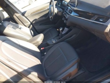 BMW X1 F48 2018 BMW X1 2018 r., 2,0L XDRIVE28I 2.0 Benzyna 228KM, zdjęcie 8