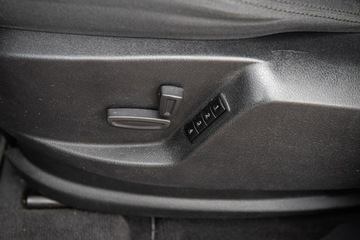 Ford Galaxy III Van 2.0 Duratorq TDCi 140KM 2010 Ford Galaxy GHIA ! 7os 2.0TDCI 140KM Manual !, zdjęcie 23