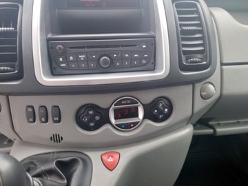 Renault Trafic II Furgon 2.0 dCi 115KM 2013 Renault Trafic Renault Trafic Passenger Pack Clim 2.0 Diesel 115KM, zdjęcie 10