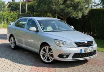 Skoda Octavia II Hatchback Facelifting 2.0 TFSI 200KM 2013 Skoda Octavia RS 2.0 200KM Unikat Xenon Climatronic Serwis Bezwypadkowy, zdjęcie 9