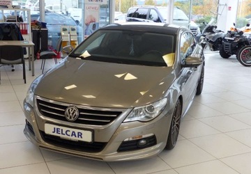 Volkswagen Passat CC 2011