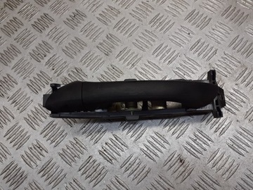 KLIKA LEVÝ ZADNÍ VNĚJŠÍ MERCEDES W203