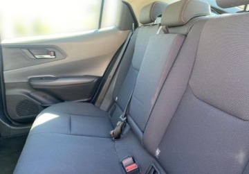 Toyota Prius V (XW60) 2.0  Hybrid Dynamic Force Plug-in 223KM 2023 Toyota Prius Plug-in Hybrid ASO Salon PL Prestige VAT 23 2.0 223KM, zdjęcie 13