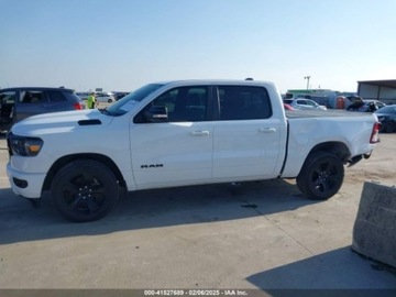  RAM 1500 2021r., Lone Star, od ubezpieczalni 5.7 Benzyna 395KM, zdjęcie 3