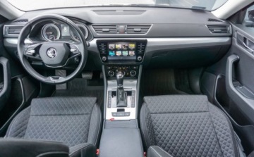 Skoda Superb III Kombi Plug-In Hybrid 1.4 TSI Plug-In-Hybrid 218KM 2021 Skoda Superb Skoda Superb 1.4 Phev Ambition DSG 1.4 Hybryda Plug-in 218KM, zdjęcie 37