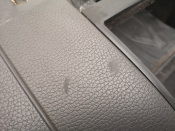 КОНСОЛЬ ПРИБОРНАЯ ПАНЕЛЬ VW TOUAREG 7L EU 7L6858451