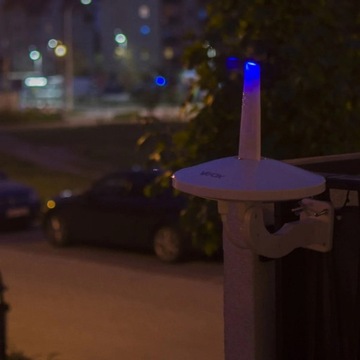 Внешняя антенна DVBT2 принимает всенаправленное эфирное телевидение без помех.