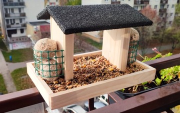 БОЛЬШАЯ ДЕРЕВЯННАЯ КОРМУШКА ДЛЯ КОРМОВЫХ ШАРИКОВ ЗЕРНА ДЛЯ ДИКИХ ПТИЦ XL