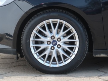 Ford Focus III Kombi Facelifting 1.0 EcoBoost 125KM 2014 Ford Focus 1.0 EcoBoost, Klima, Klimatronic, zdjęcie 14