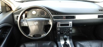 Volvo V70 III Kombi 2.0 145KM 2008 Volvo V70 Ozarow Mazowiecki 2.0 benzyna 2008 rok ALUFELGI, zdjęcie 6