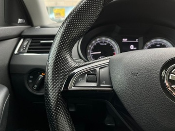 Skoda Octavia III Liftback Facelifting 2.0 TDI 150KM 2019 Skoda Octavia FV-23%/ Style/ DSG/ Panorama/ Canton, zdjęcie 19