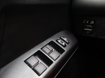 Toyota RAV4 IV MPV Facelifting 2.5 Hybrid 197KM 2016 Toyota RAV 4 2.5 Hybrid, Salon Polska, Serwis ASO, zdjęcie 16