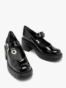RYŁKO Czarne czółenka buty damskie na masywnym spodzie lakierowane 35