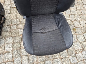 KIA CEED PRO 3 DVEŘE HB SEDADLA POHOVKA KOMPLET BOKY KPL