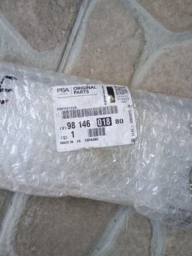 LIŠTA CHRÓM NÁRAZNÍK ZADNÍ PEUGEOT 5008 II 9814601877 NOVÁ OE