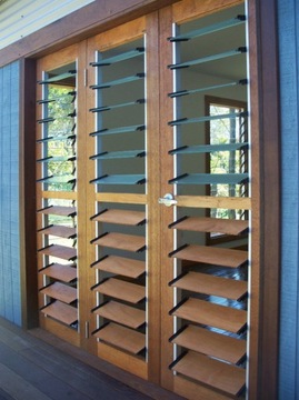 САДОВЫЕ СТЕКЛЯННЫЕ ЖАЛЮЗИ СТЕКЛЯННОЕ ЗДАНИЕ ДЛЯ БАЛКОНА, ТЕРРАСЫ, ВЕРАНДЫ 70смx86см