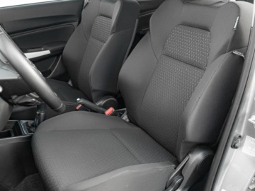 Suzuki Swift VI Hatchback Facelifting 1.2 DualJet SHVS 83KM 2021 Suzuki Swift WD7957P#1.2 Dualjet SHVS Premium, zdjęcie 10