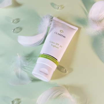 Clarena Lotus Солнцезащитный крем для лица SPF 30 Йогурт 30 мл