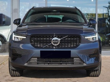 Volvo XC40 Crossover Facelifting 2.0 B3 163KM 2025 VOLVO XC40 B3 Plus Dark Suv 2.0 (163KM) 2025, zdjęcie 2